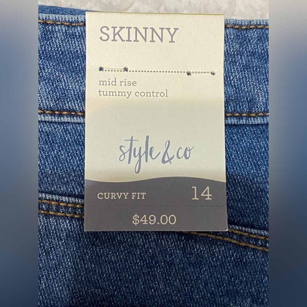 Style & Co. Curvy Ripped Skinny Blue Jeans Mid Rise Tummy Control size 14 - Picture 5 of 16